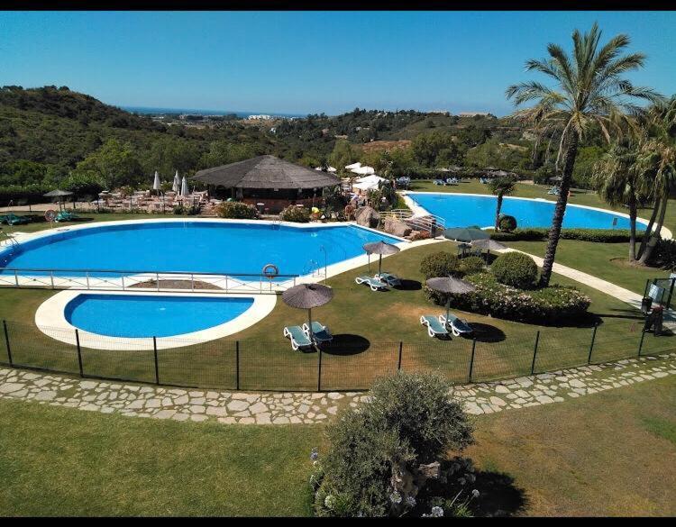 Resort Parque Botanico Club & Country Эстепона Экстерьер фото